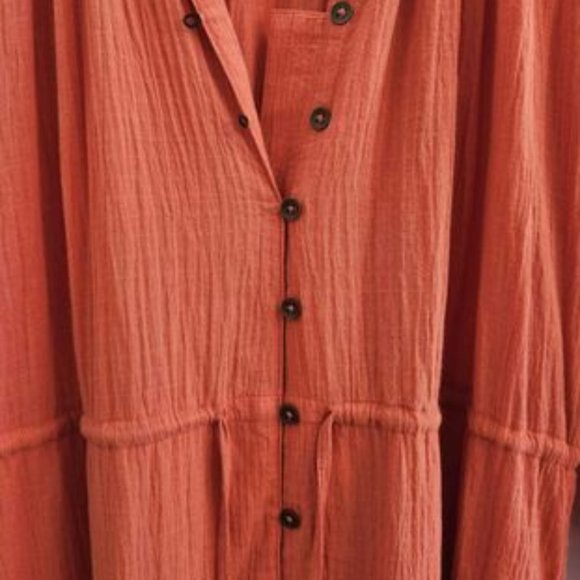 Good Hart Coconut Grove Dress - Picture 2 of 5